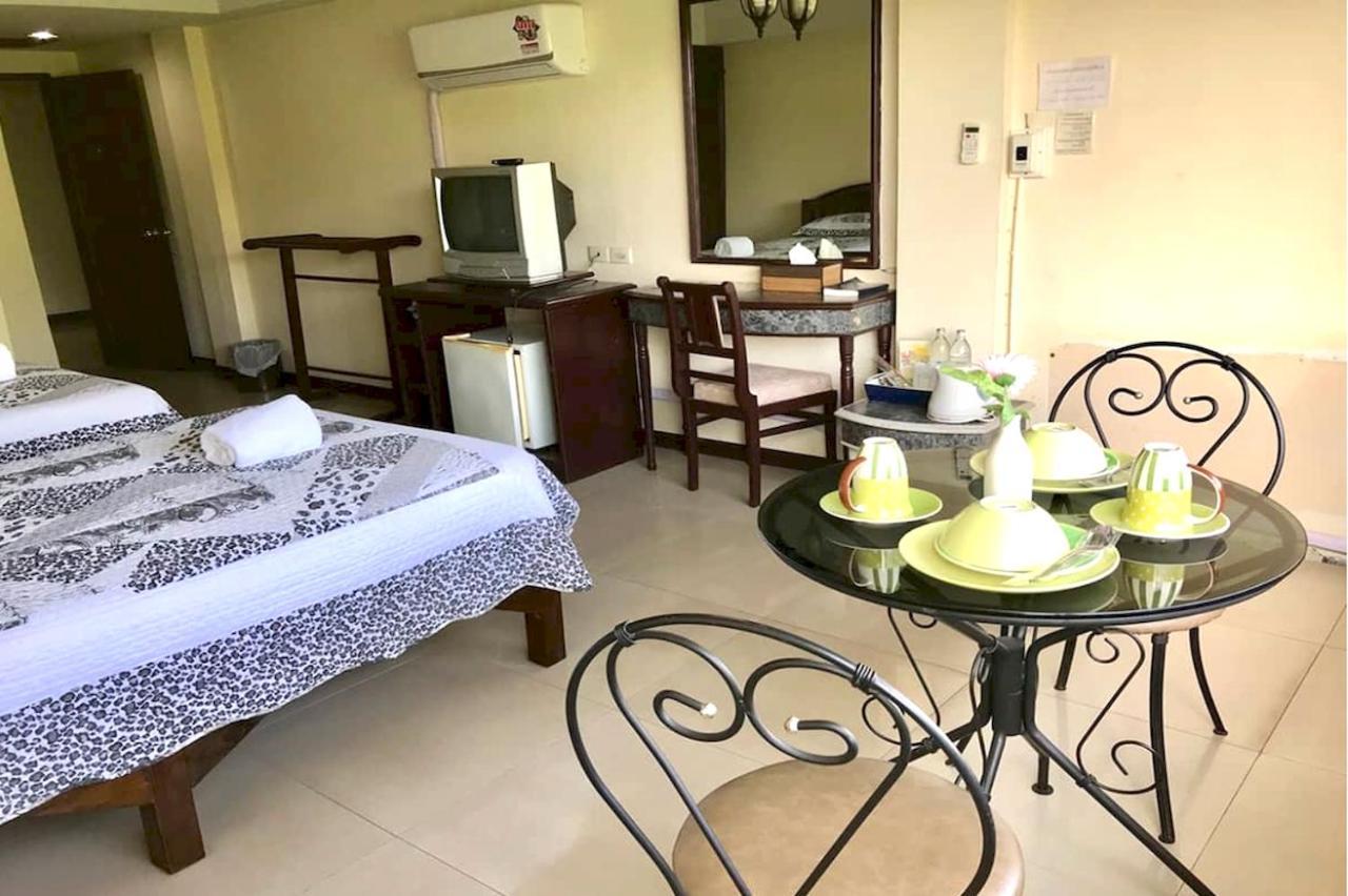 Oyo 903 Madame Kim Hostel Λαμπάνγκ Εξωτερικό φωτογραφία